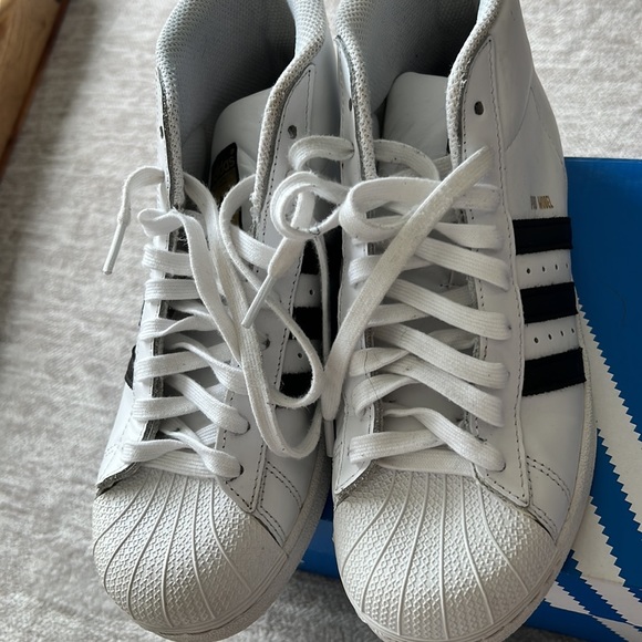 Adidas Pro Model J - Picture 4 of 4